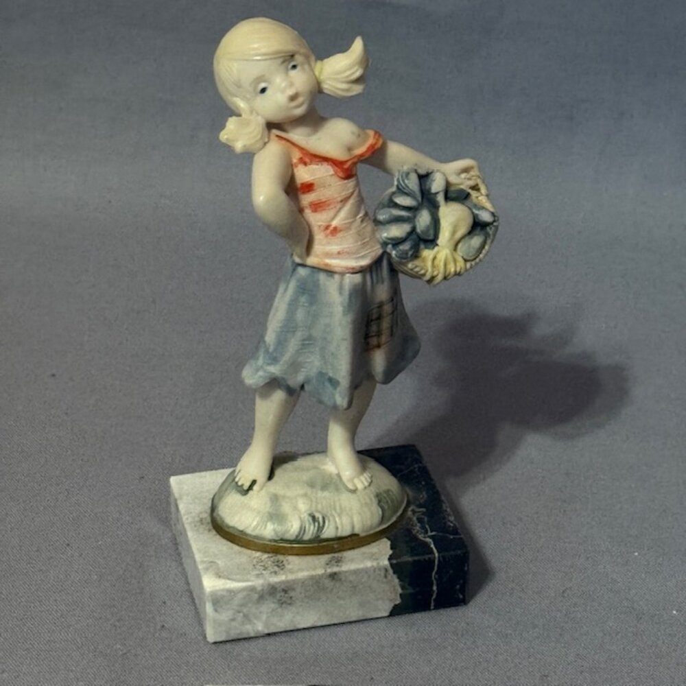 Roman Fontanini Figurine Italy Depose Simonetti Girl Marble Base Bread Basket